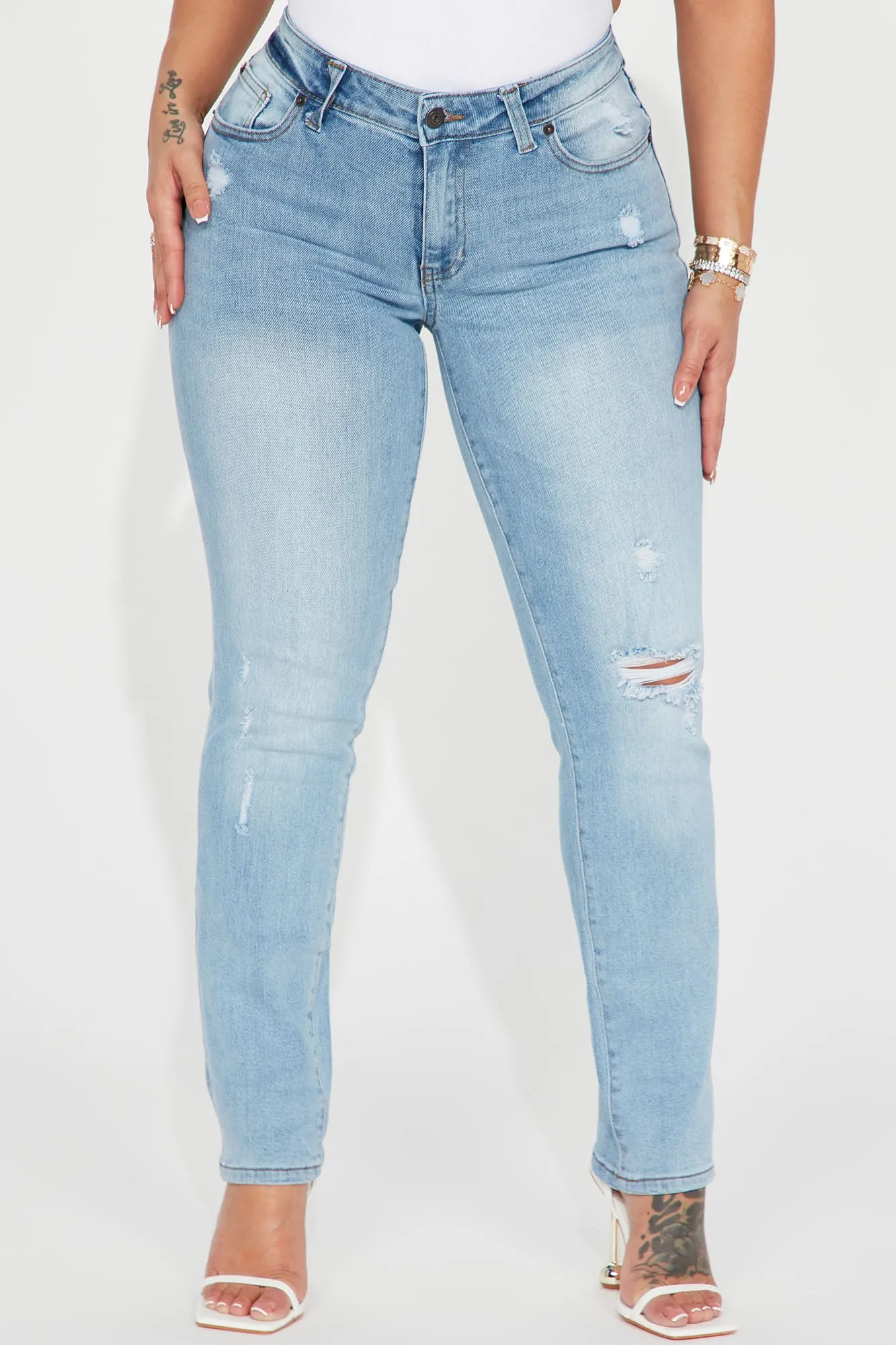 Be Here Now Boyfriend Jeans - Light Wash