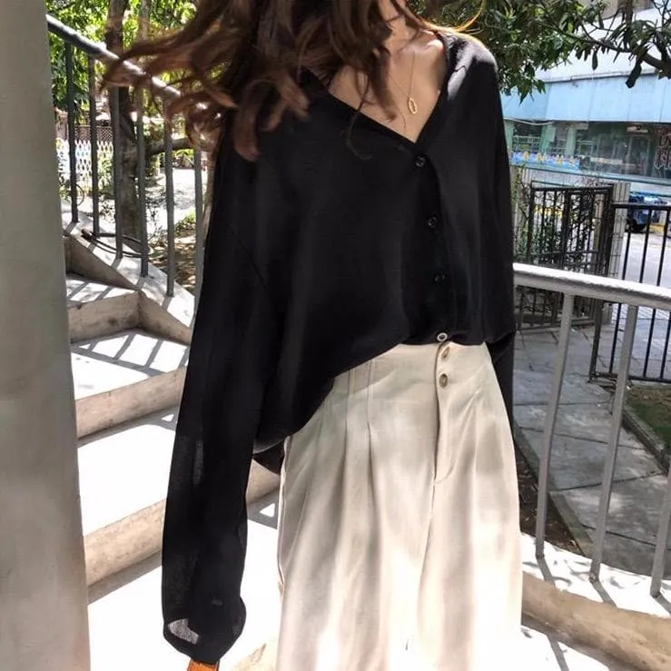 Casual Buttoned Shirt With Loose Fit