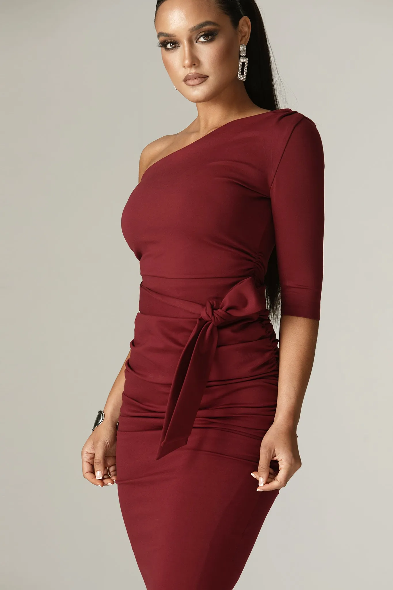 Dolly Elegant Bodycon Dress (Maroon)