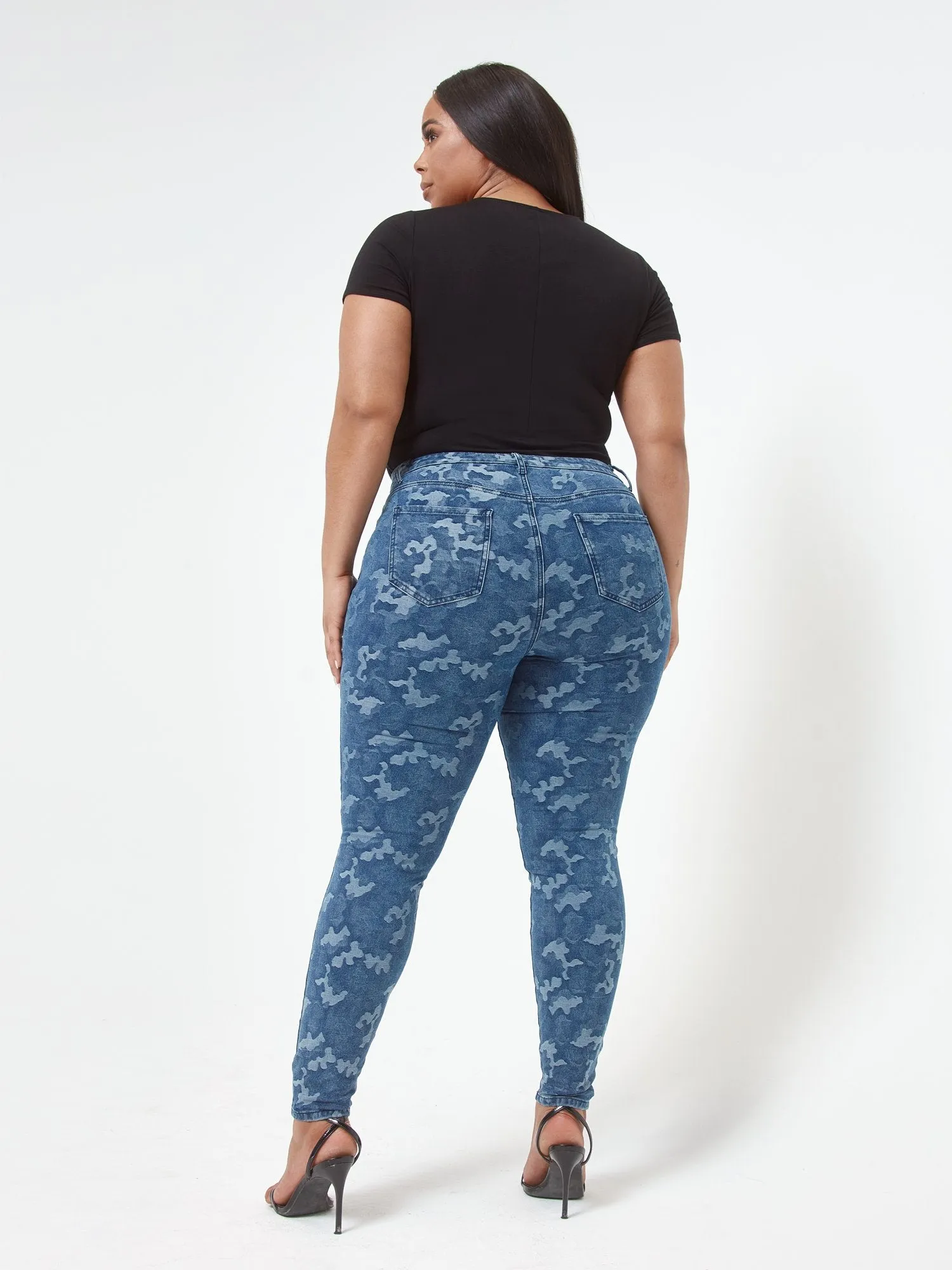 Mid Rise Jacquard Camo Skinny Jeans in Dark Blue Wash