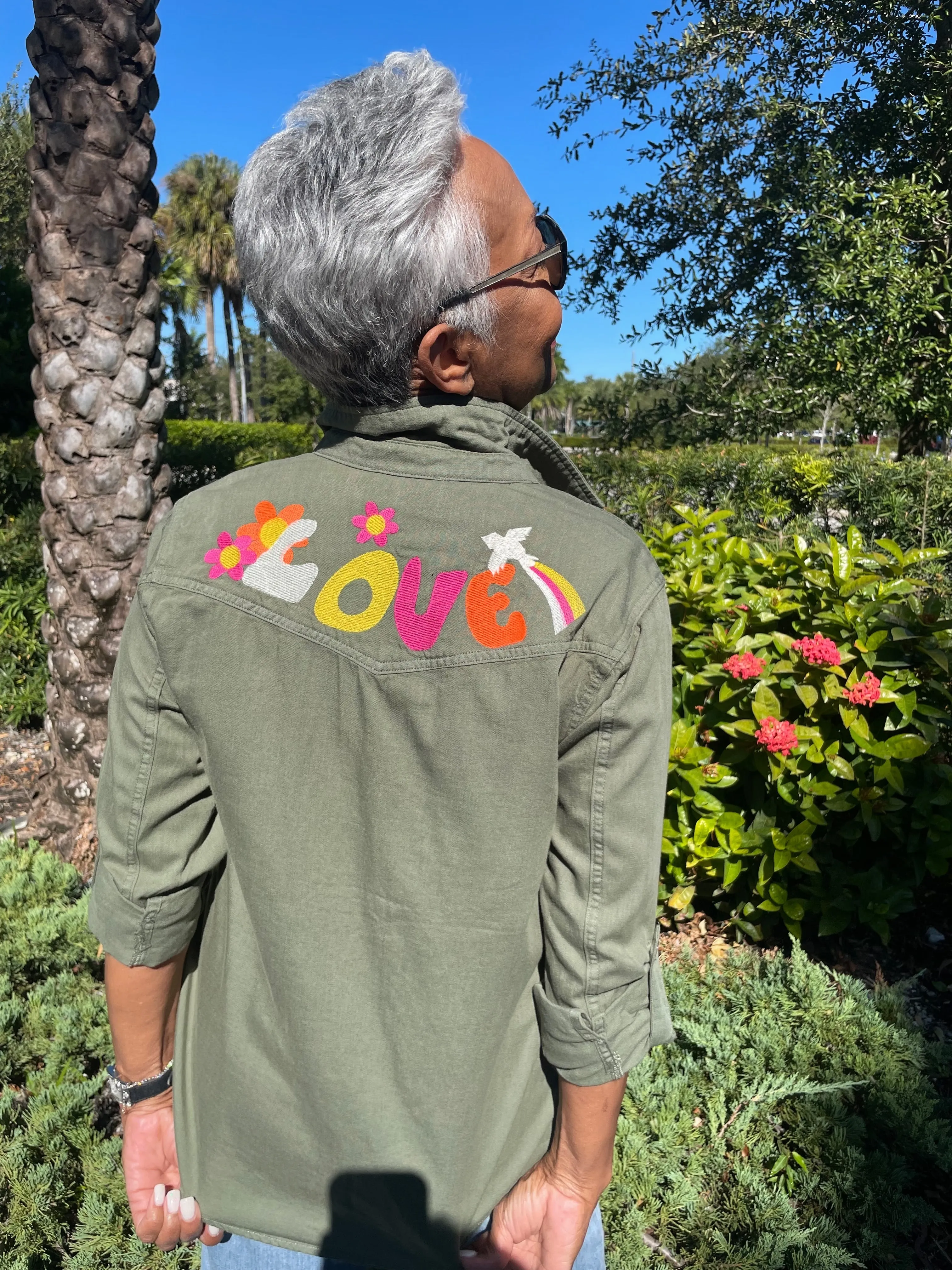 Peace & Love Shirt - Olive