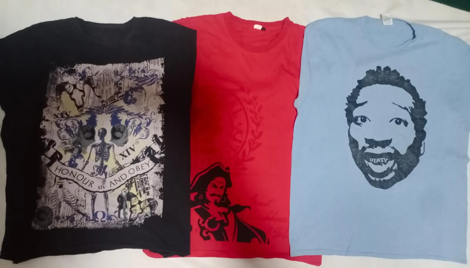 Printed T shirts 18 pcs