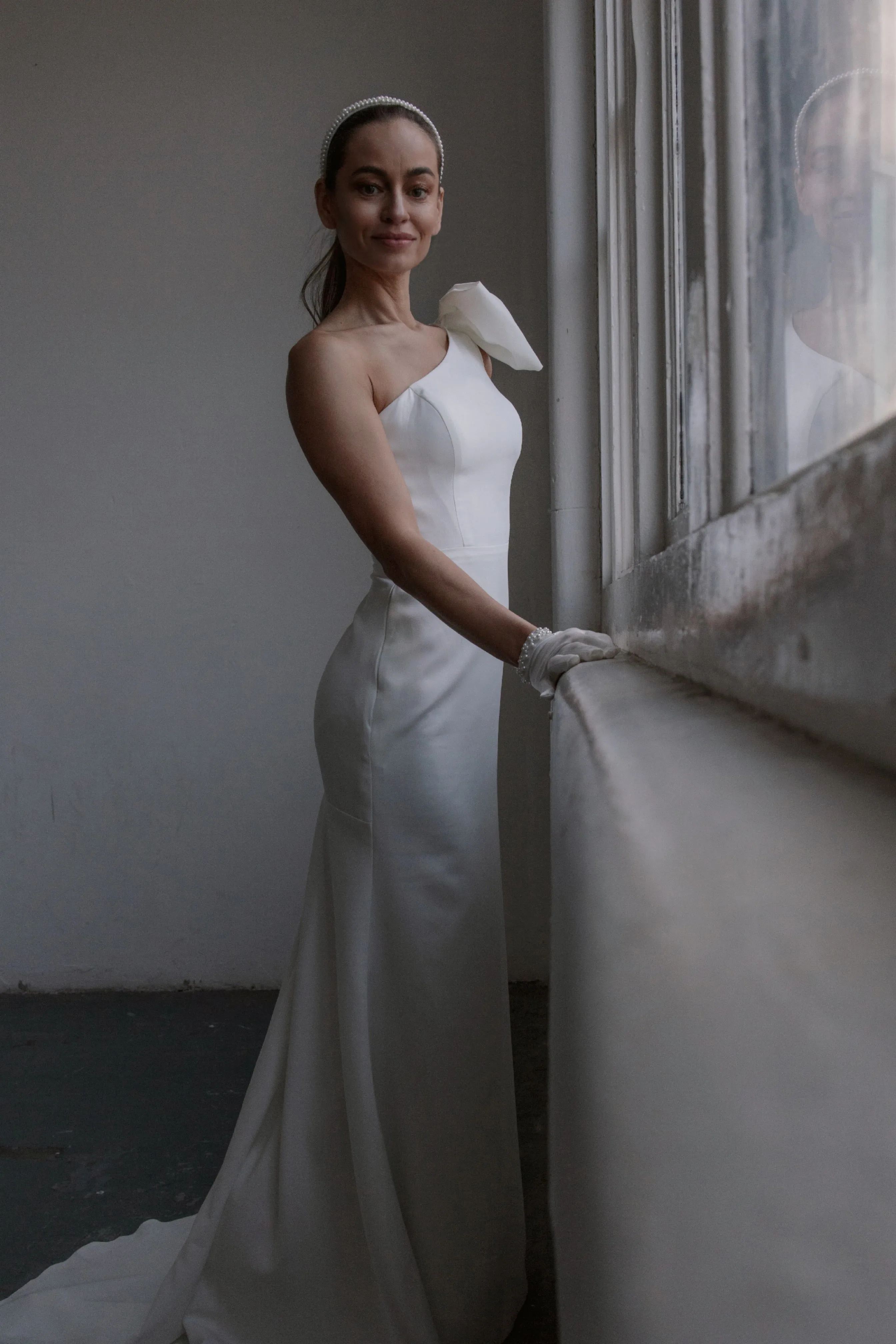 Sample - Alexandra One Shoulder Bridal Gown with Bow detail