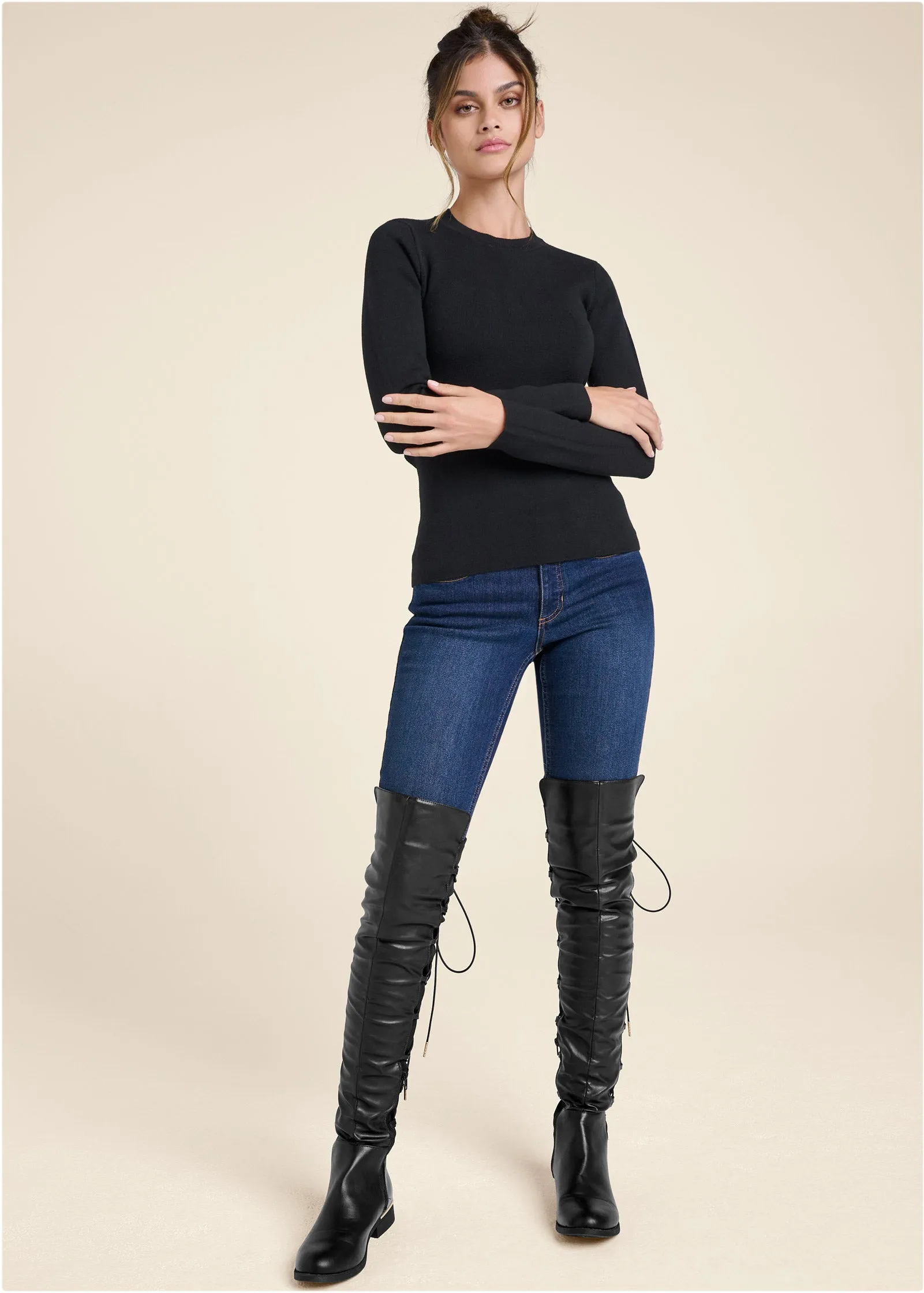 Twisted Cutout Back Detail Sweater - Black